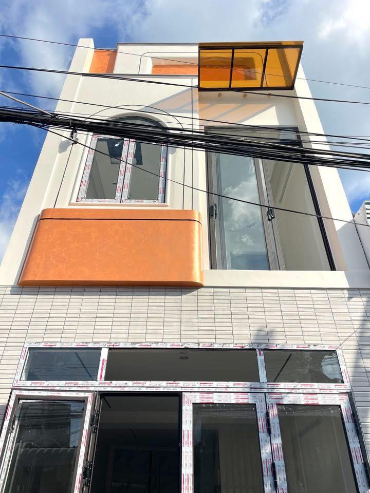 Nhà 1 Trệt 1 Lầu Hẻm 9 Phạm Ngọc Hưng 30m² giá chỉ 2.59 tỷ - Nhà mới hoàn thiện, đầy đủ nội thất!