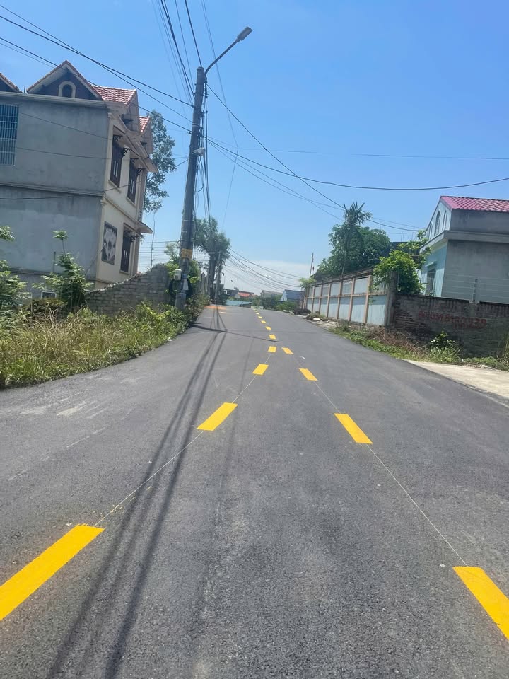 Đất kinh doanh nhỏ lẻ đường Liên khu 8 Thanh Sơn 135m² giá 1.5 tỷ - Vị trí đắc địa gần bệnh viện