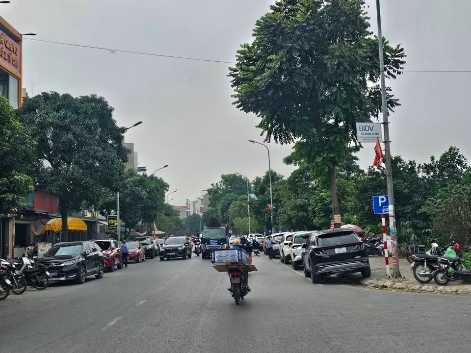 Nhà cấp 4 mặt đường Lê Quang Đạo, Từ Sơn, Bắc Ninh 196m² giá 4 tỷ - Vị trí kinh doanh sầm uất!