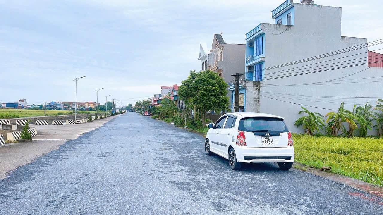 Đất nền Mê Linh, Đông Hưng, Thái Bình 100m² - Kinh doanh sầm uất gần trường học!