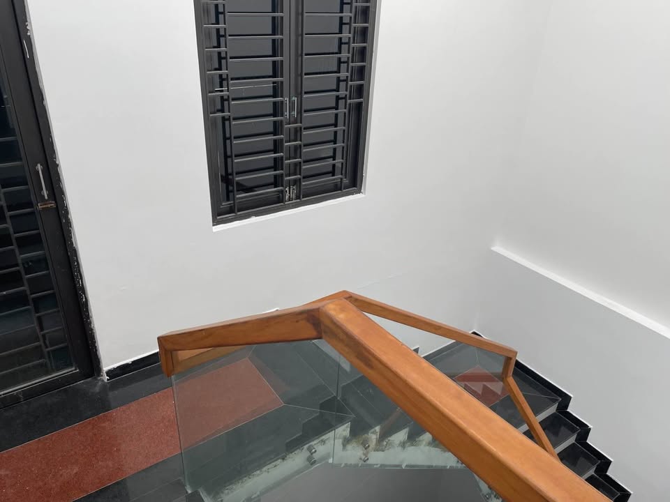 Nhà 4 tầng Hoà Cường, Hải Châu 112,5m² giá 8,9 tỷ - Tiện nghi đầy đủ, chính chủ!