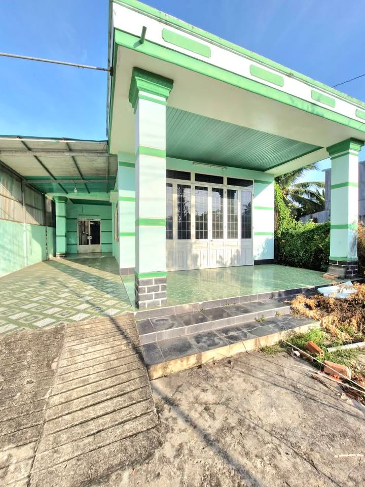 Bán đất tặng nhà đường Nguyễn Chí Thanh 504m² giá 1.85 tỷ - Cơ hội đầu tư tuyệt vời!