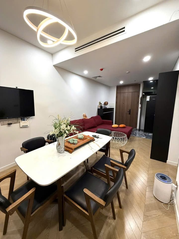 Căn hộ LUMIERE RIVERSIDE Thủ Đức 79m² giá 37 triệu - Nội thất đầy đủ, tiện ích 5 sao!