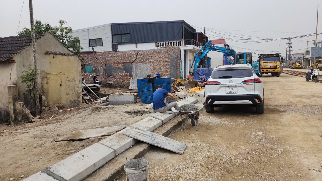 Đất nền lô góc mặt đường Hải Phòng 95.3m² giá 4.85 tỷ - Cơ hội đầu tư tuyệt vời!