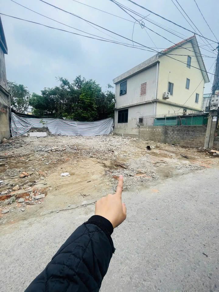 Đất nền mặt tiền đường Tân Tiến, phường Hưng Bình, 74m² - Trung tâm Vinh, giá thỏa thuận!