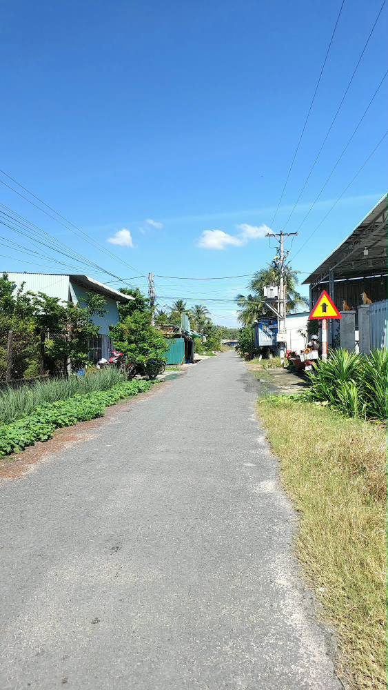 Đất đẹp 2 mặt tiền phường Long Hoa, 168m² chỉ 145 triệu - Đầu tư sinh lời ngay!