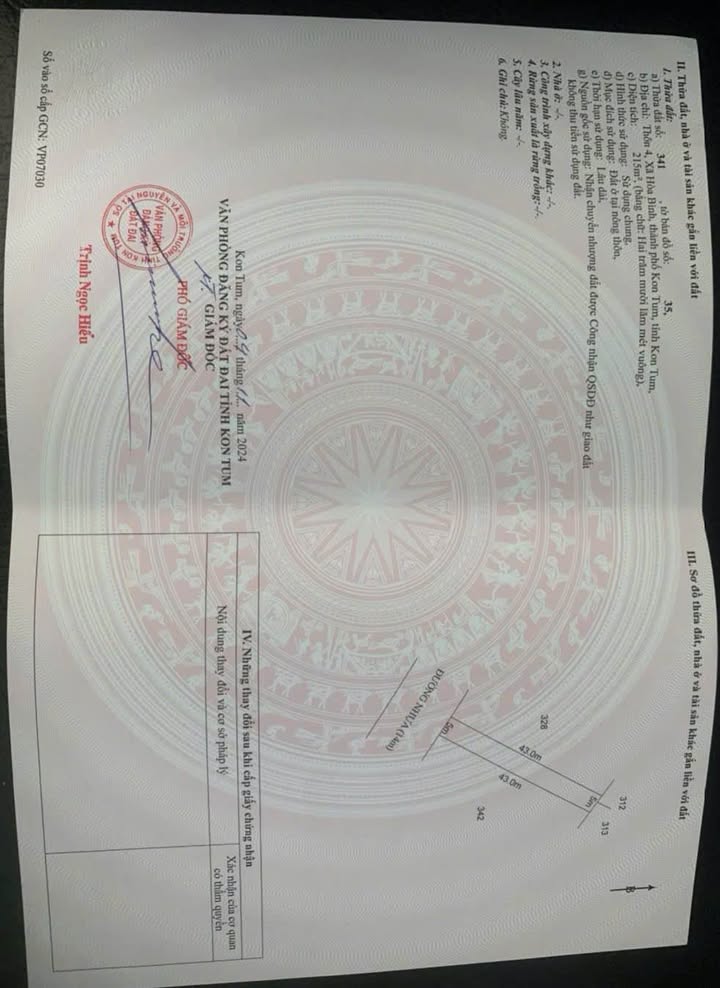 Nhà phố Hòa Bình Kon Tum 215m² giá chỉ 850 triệu - Đầu tư sinh lời ngay!