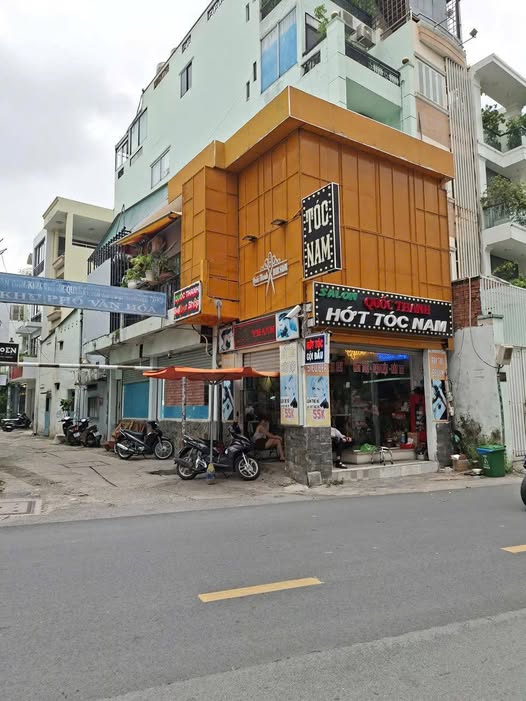 Nhà mặt tiền Thích Quảng Đức, Phú Nhuận 63m² giá 13.5 tỷ - Đầu tư sinh lời ngay lập tức!