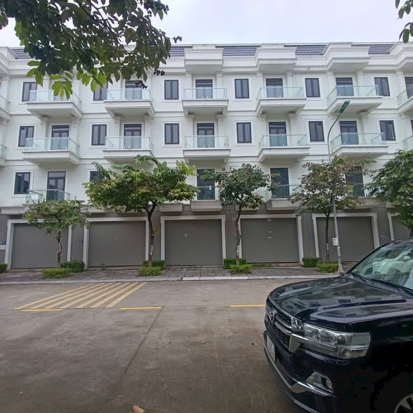 Shophouse Lê Trọng Tấn, Hoài Đức 95m² giá 18 tỷ - Vị trí đắc địa, đầu tư sinh lời!