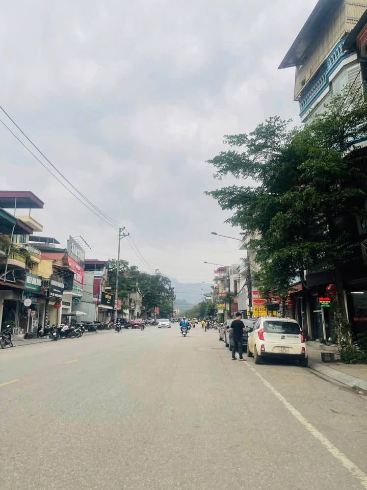 Nhà mặt phố Trần Phú, Minh Khai 171.6m² giá 13 tỷ - Đầu tư sinh lời ngay!