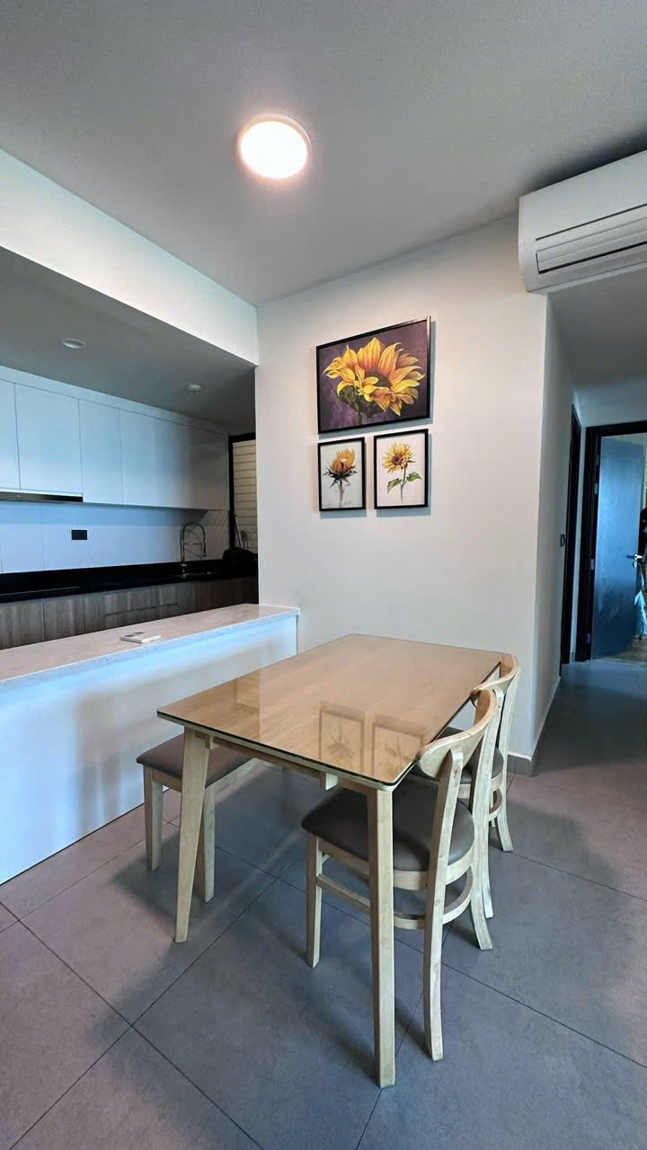 Căn hộ Feliz En Vista Tháp C 90m² giá 9.3 tỷ - Thiết kế hiện đại và rộng rãi!