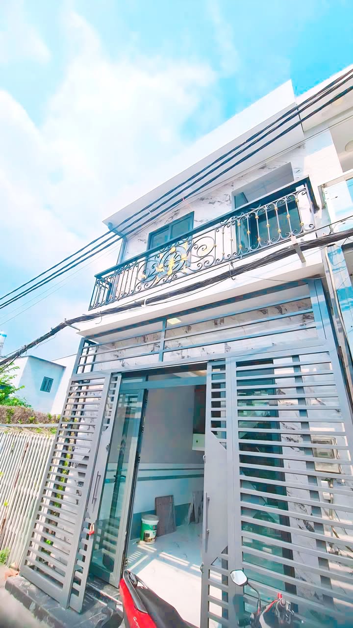 Nhà phố đẹp 2 phòng ngủ tại QL50 Bình Chánh chỉ 1.95 tỷ - Sẵn sàng vào ở!