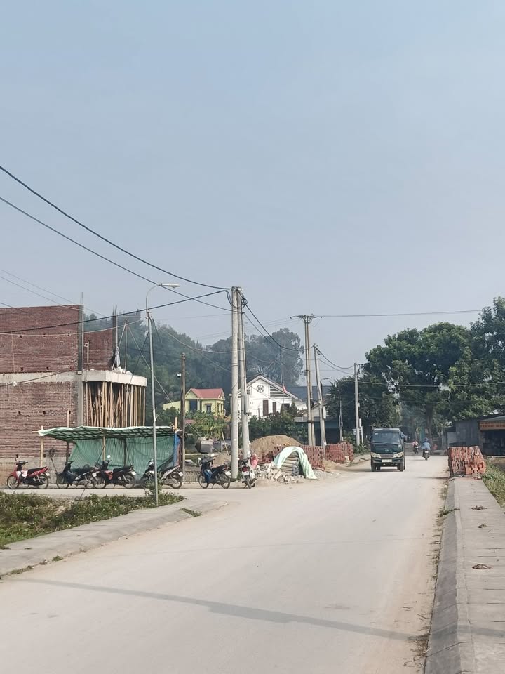 Đất nền xã Quảng Thạch 150m² giá 1.2 tỷ - Đầu tư sinh lời lý tưởng!