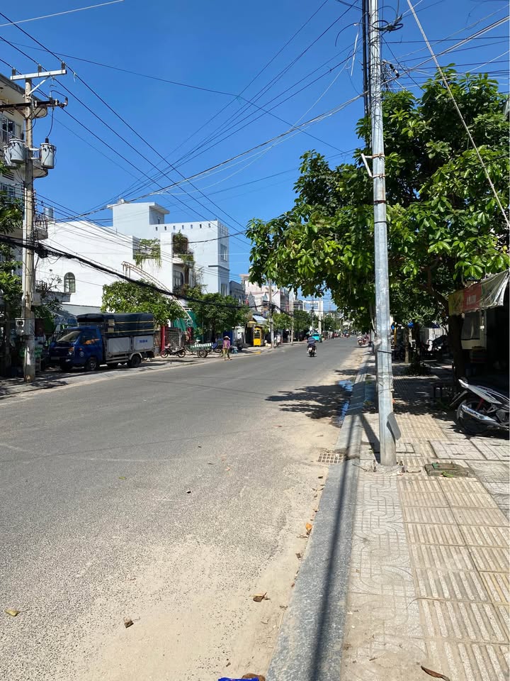 Nhà mặt tiền Võ Thị Sáu, Long Điền 138m² - Kinh doanh sầm uất chỉ 300m đến biển!