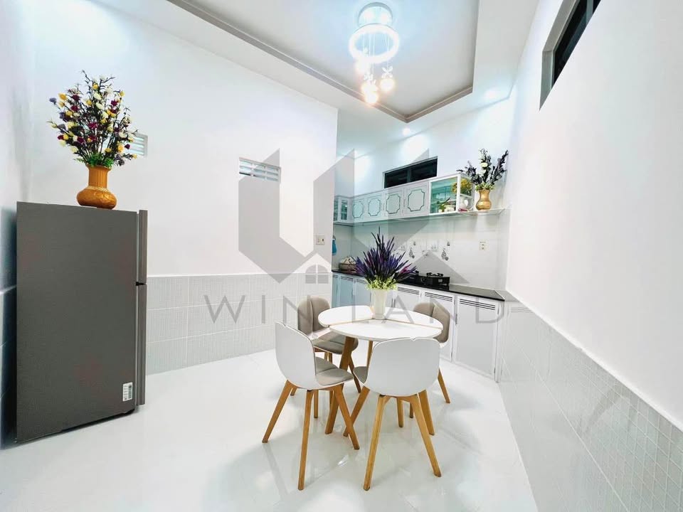 Nhà phố 2 mặt tiền hẻm Phan Đình Phùng 41.72m² giá 3.8 tỷ - Cơ hội hiếm có!