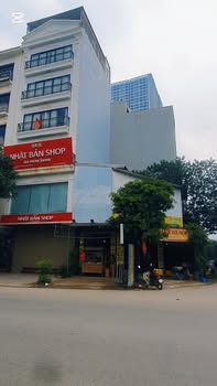Đất mặt tiền dịch vụ Vạn Phúc Hà Đông 50m² - Giá tốt, cơ hội đầu tư hấp dẫn!