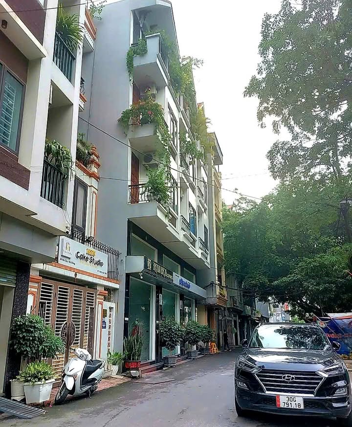 Nhà riêng Bà Triệu, Hà Đông 40m² giá 8 tỷ - Dân xây chắc chắn, nội thất đầy đủ!