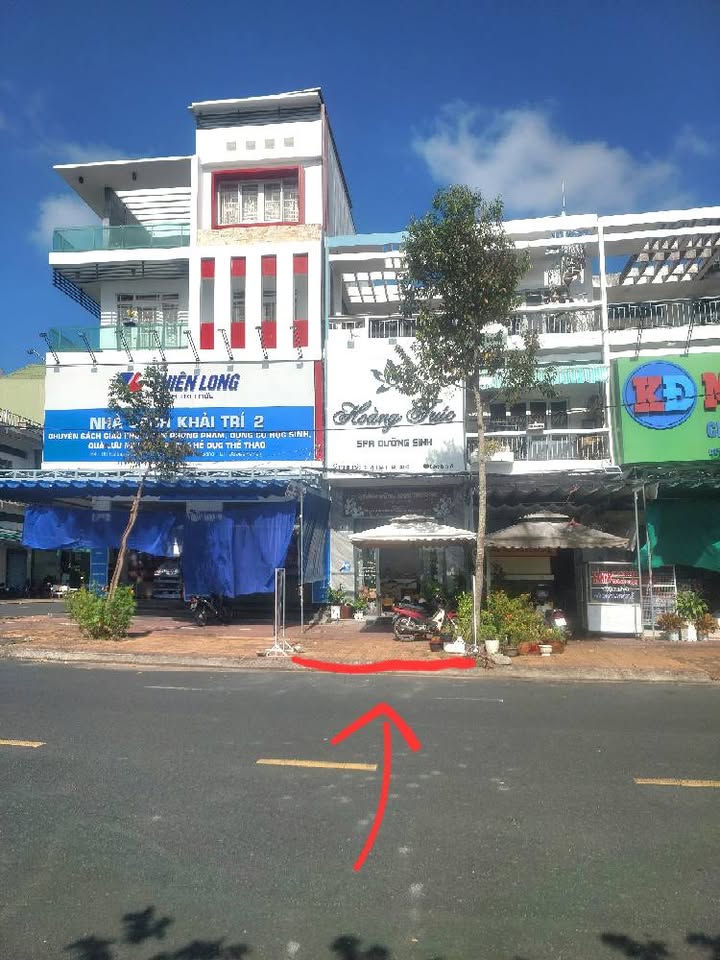 Nhà phố đường Trưng Trắc, phường 1, Vị Thanh 147m² giá 6 tỷ - Kinh doanh đắc địa!