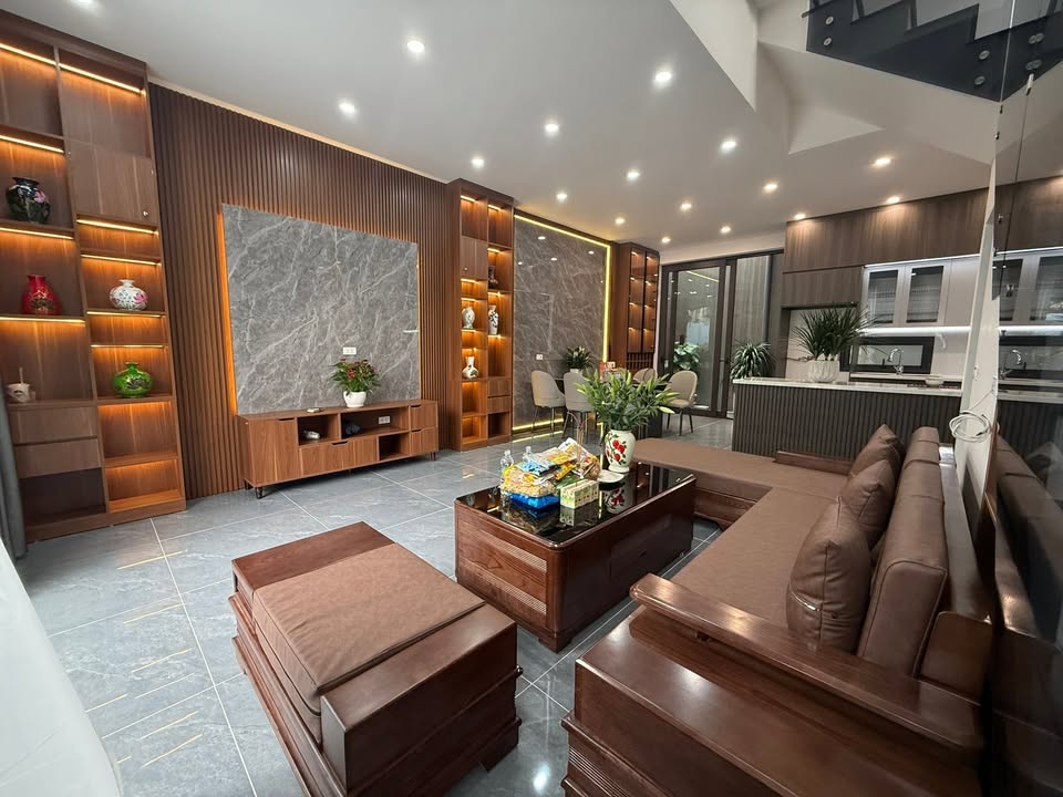 Nhà phố 3 tầng Vân Phú 120m² giá 3.4 tỷ - Thiết kế hiện đại, full nội thất!