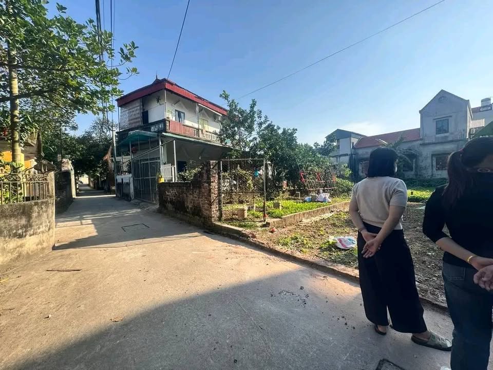 Nhà 3 tầng lô góc 51.5m² tại Vân Tảo - Giá chỉ 2.99 tỷ, sẵn sàng vào ở!