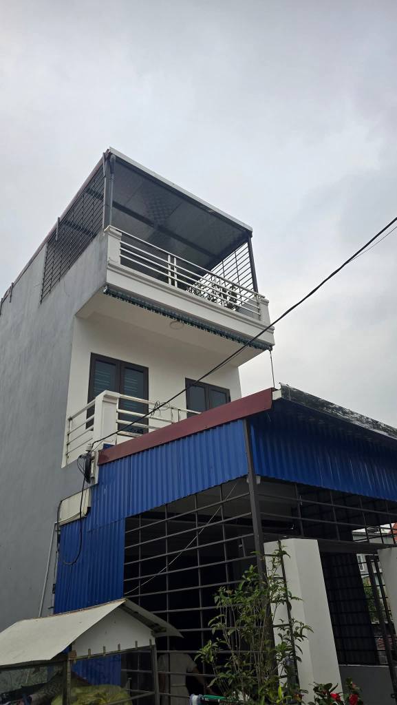 Nhà 3 tầng tại TDP Đồng Hải, 68m² giá 2.2 tỷ - Thiết kế đẹp, sẵn sàng ở ngay!