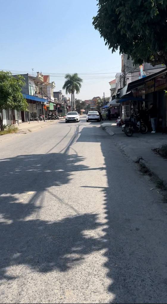 Chung cư Kinh Giao Tân Tiến 100m² giá 2 tỷ - Hàng hiếm vị trí đẹp!