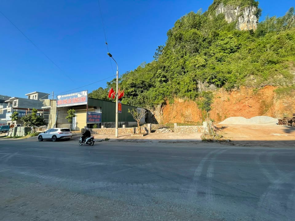 Đất thổ cư 230m² mặt đường QL6, phường Thảo Nguyên - Cơ hội đầu tư hấp dẫn!