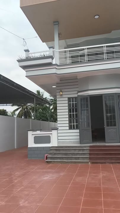 Nhà mặt tiền Quốc lộ 14 Hòa Phú 450m² giá 7.5 tỷ - Kinh doanh cực đỉnh!