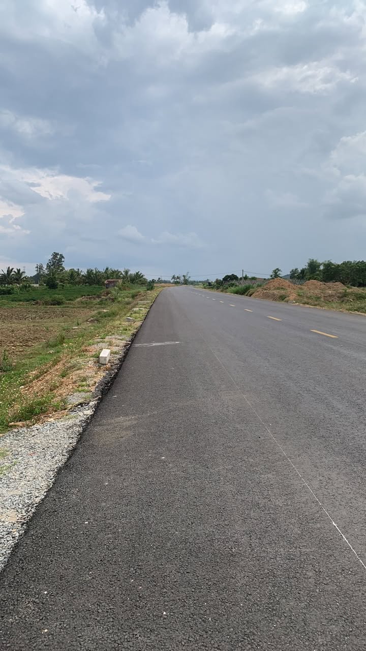 Đất 3 mặt tiền đường Tránh An Khê 420m² giá 2.8 tỷ - Đầu tư sinh lời cực tốt!