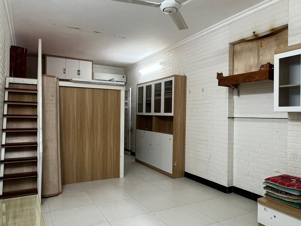 Cho thuê nhà tập thể Phương Mai 60m² - An ninh tốt, chính chủ