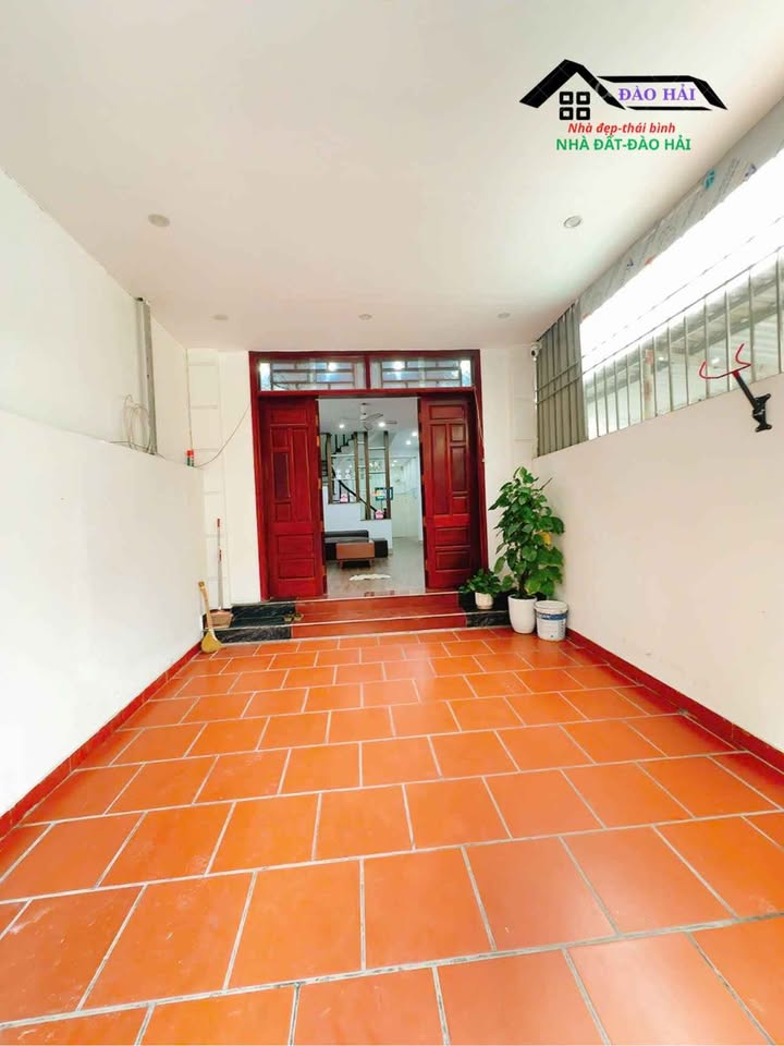 Nhà 3 tầng Trần Lãm, Thái Bình 71.6m² giá 4 tỷ - Kinh doanh đỉnh cao!