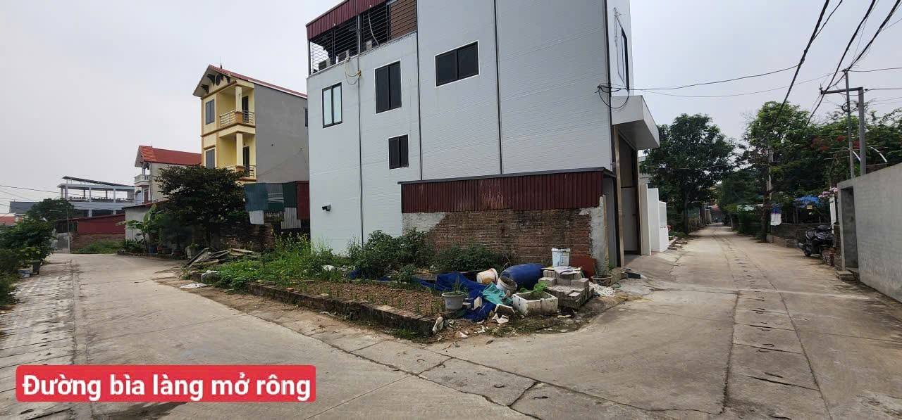 Đất thổ cư Quang Minh Mê Linh 70m² giá 4 tỷ - Đường thông thoáng, tiện ích đầy đủ!