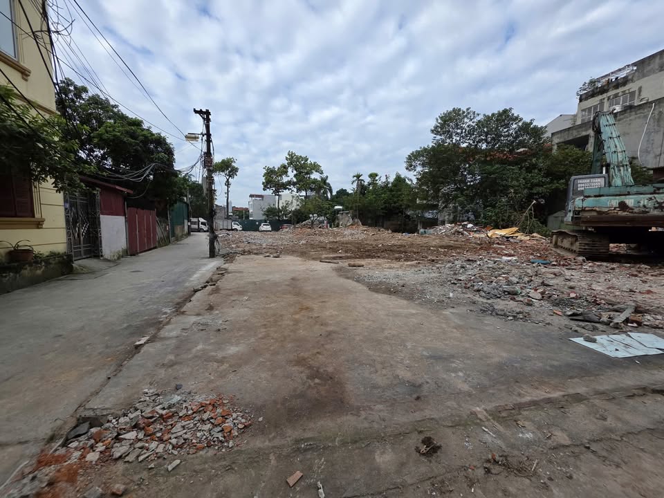 Đất mặt tiền Nguyễn Cao Luyện, Long Biên 2640m² - Cơ hội đầu tư vàng!