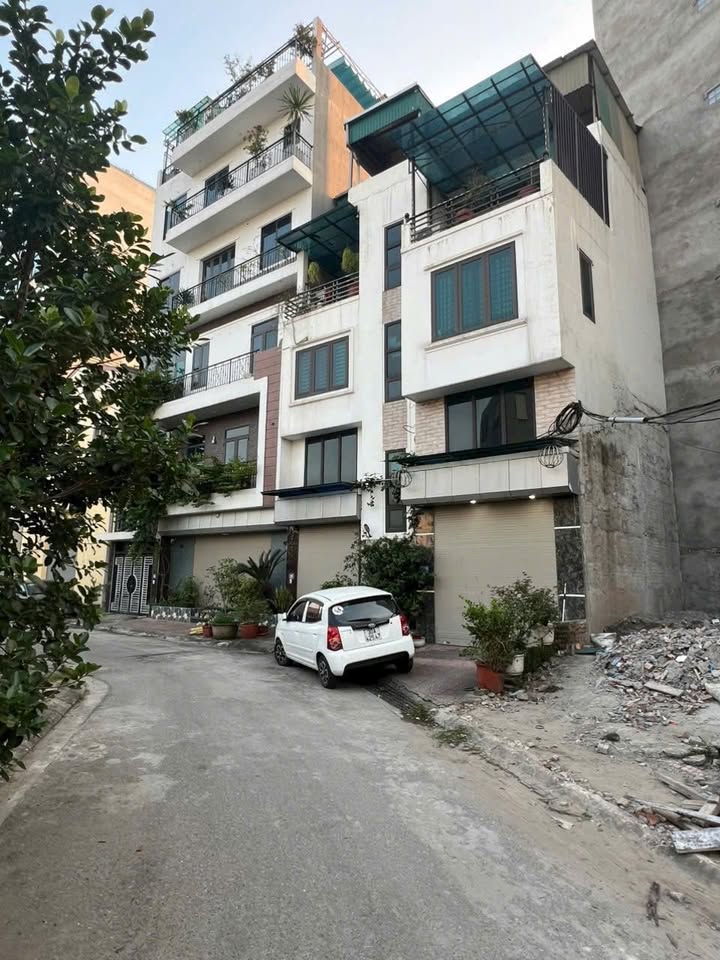 Đất TĐC Cự Khối 34m² mặt tiền 3.5m - Ô tô đỗ tận nơi chỉ 6 tỷ!