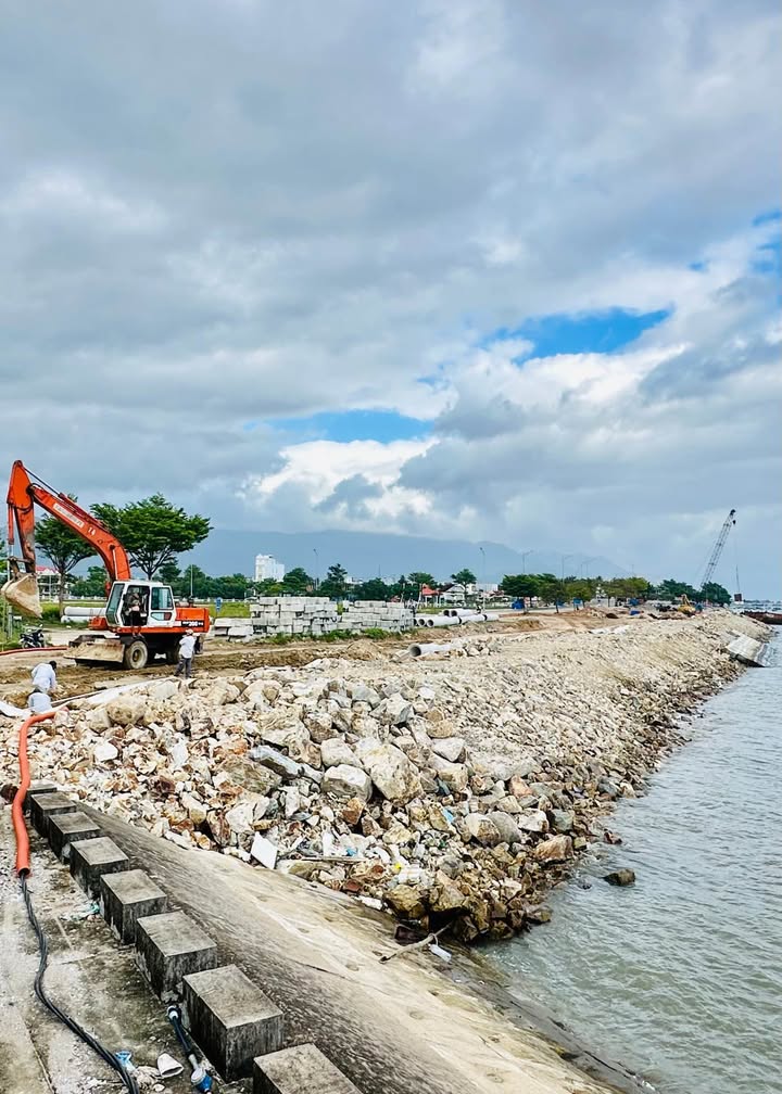 Đất biển Vân Phong 405m² giá 6.48 tỷ - Tiềm năng đầu tư lớn!