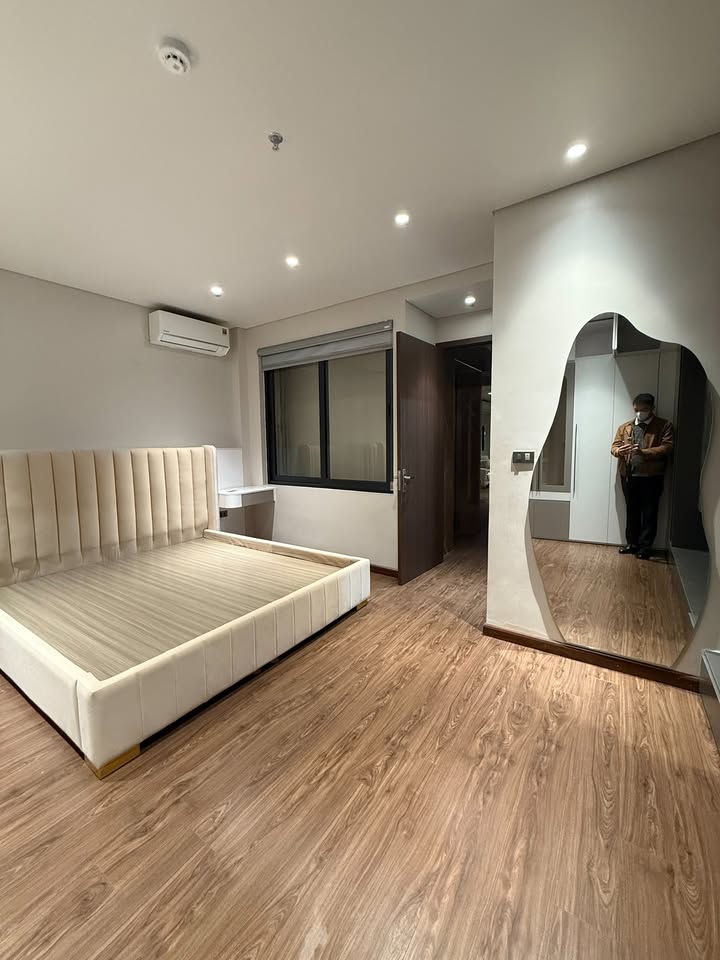 Căn hộ 1PN 2WC cho thuê 100m² tại Khương Trung - Full nội thất cao cấp