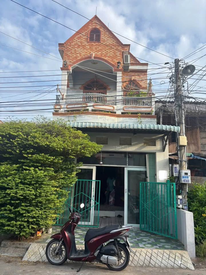 Cho thuê nhà mặt tiền Kinh Doanh Phú Tài 160m² giá 7 triệu - Nội thất đầy đủ, sẵn sàng vào ở!