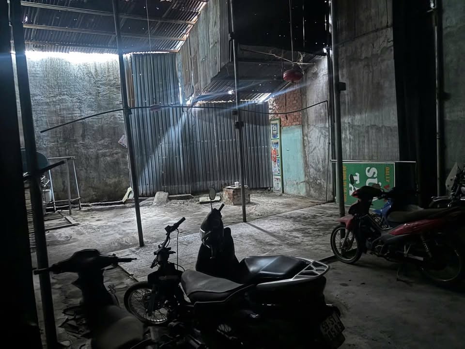 Cho thuê nhà mặt tiền Trịnh Thị Miếng Hóc Môn 95m² - Phù hợp mọi ngành nghề!