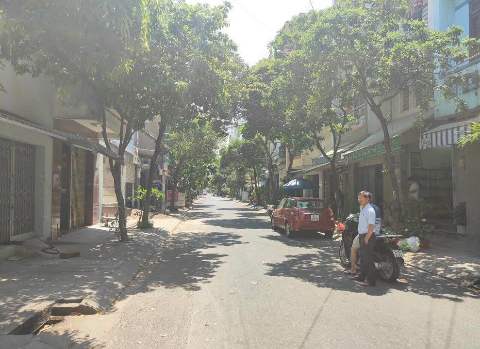 Nhà phố Bà Hom Q6 66m² giá 10.3 tỷ - Đầu tư sinh lời ngay!