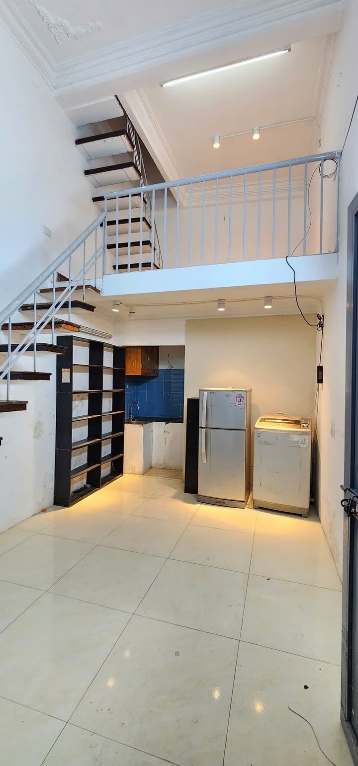 Nhà nguyên căn Hồng Mai 18m² giá 4.5 triệu - Dọn vào ở ngay!