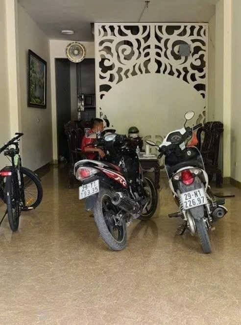 Nhà mặt phố Yên Bình, Văn Quán, Hà Đông 28m² giá chỉ 7 tỷ - Kinh doanh đắc địa!