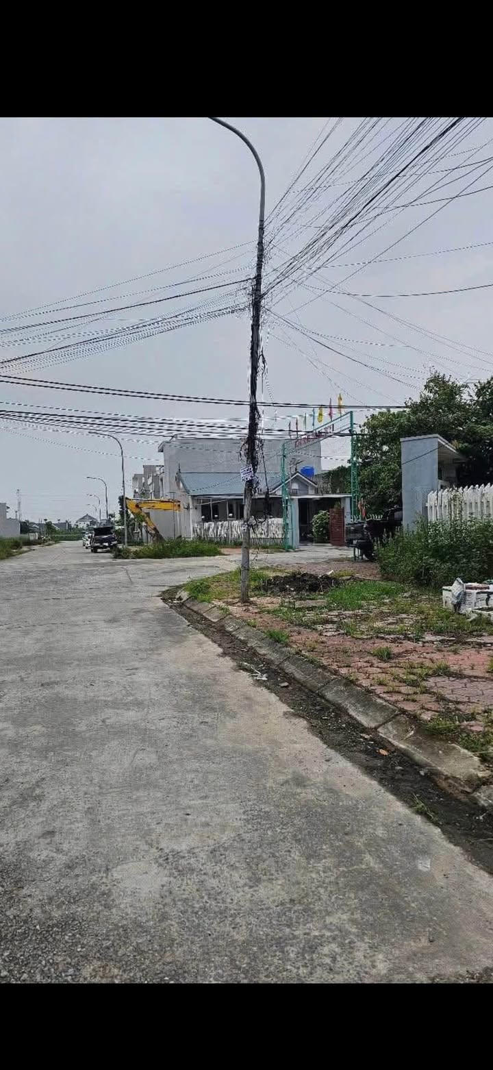 Đất nền Kim Long Mạo Khê 99m² giá 2.1 tỷ - Vị trí đắc địa ngay trục chính!