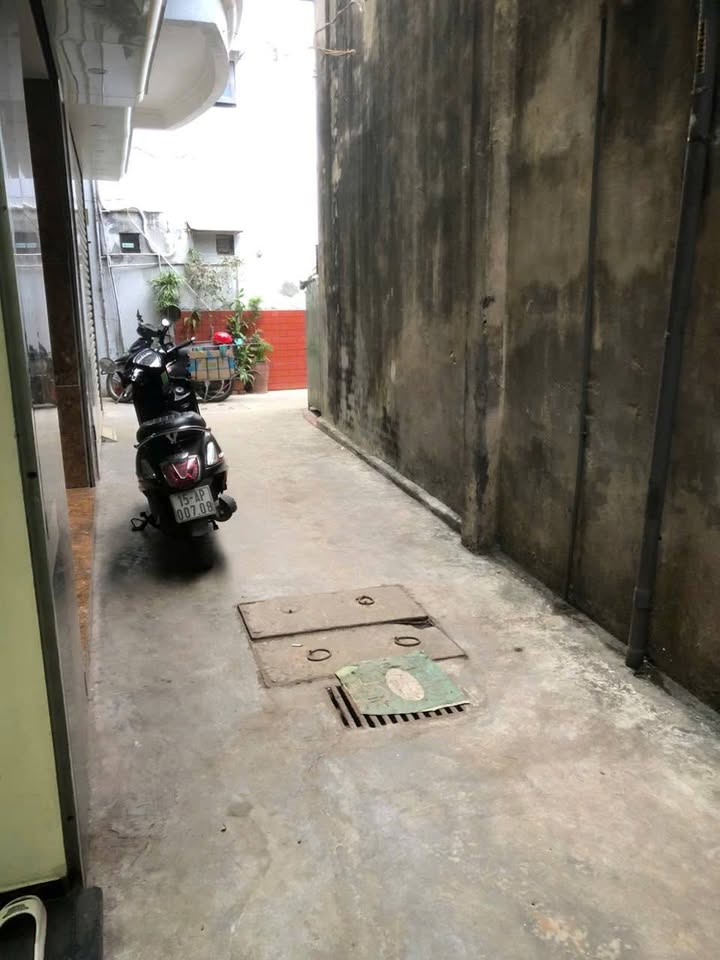 Nhà 2 tầng ngõ 199 Lạch Tray, Hải Phòng 39m² giá 2.5 tỷ - Chính chủ bán gấp!