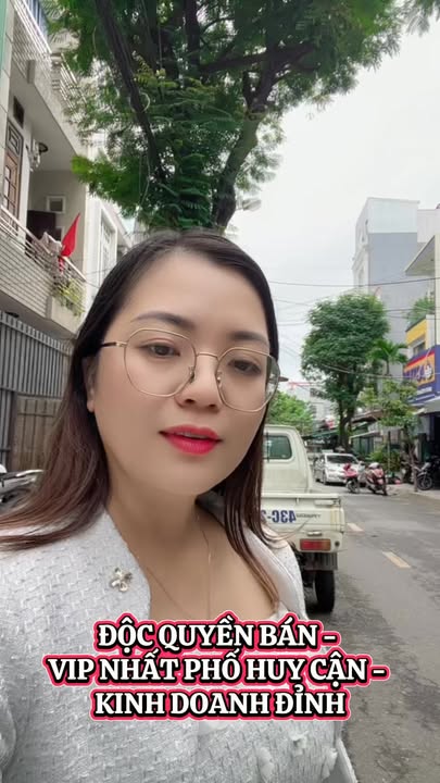 Nhà phố Huy Cận, Hải Châu, Đà Nẵng 71m² giá 10 tỷ - Nhà mới đẹp, vị trí kinh doanh đắc địa!