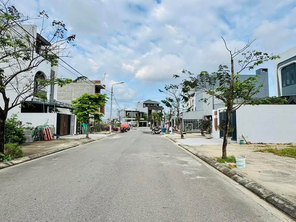 Đất nền Hòa Quý 101m² giá 4 tỷ - Đầu tư sinh lời cao!