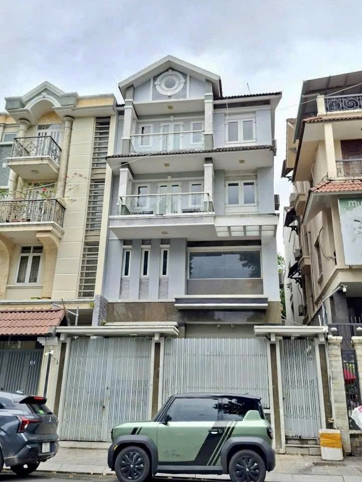 Nhà mặt tiền đường Hoa Phượng, Phú Nhuận 128m² - Nhà trống, bàn giao ngay!