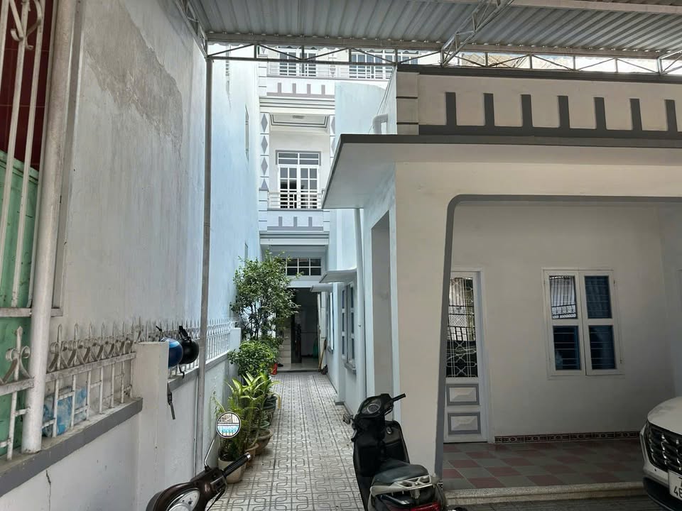 Nhà phố Trần Thị Tính, Nha Trang 167m² chỉ 13 tỷ - Hiếm có, có thể phân lô!