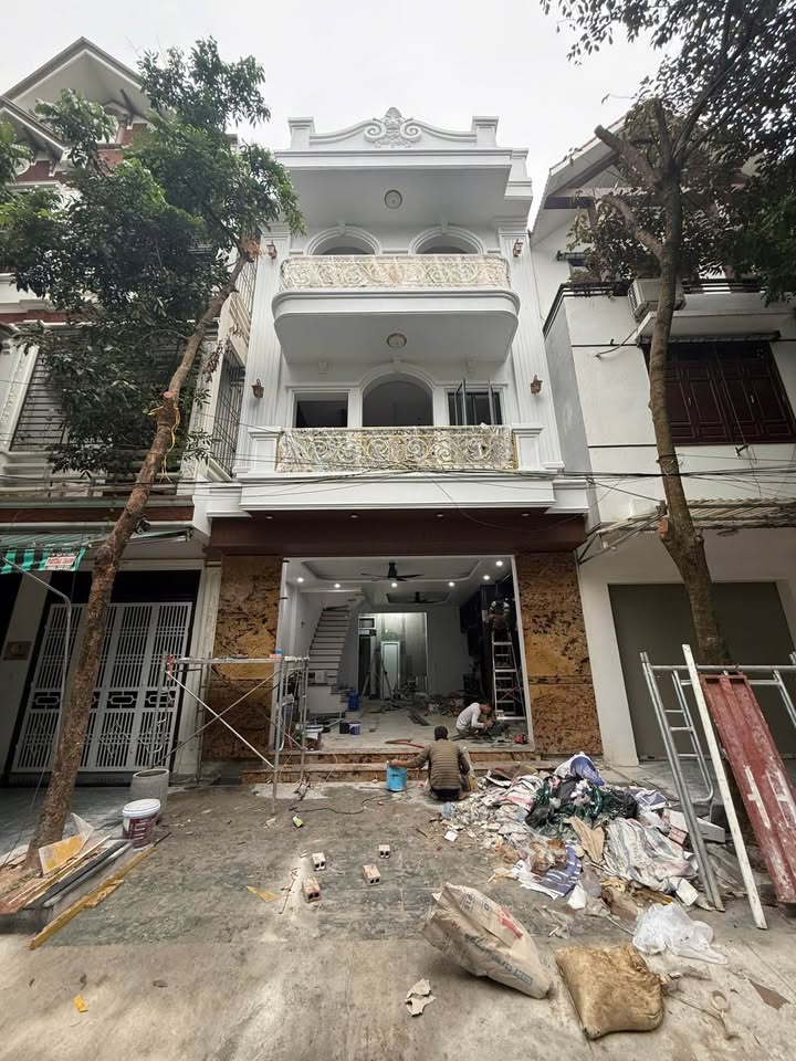 Nhà 3 tầng Hạc Thành - Thanh Hóa 60m² giá 8 tỷ - Thiết kế tân cổ điển sang trọng!