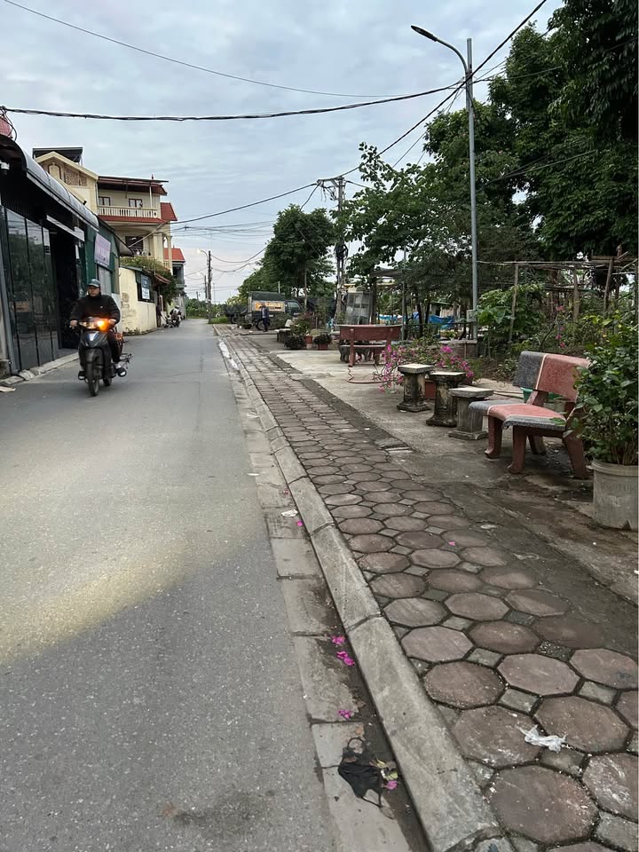 Nhà mặt phố Ninh Hiệp 50m² giá 10 tỷ - Kinh doanh đỉnh cao!