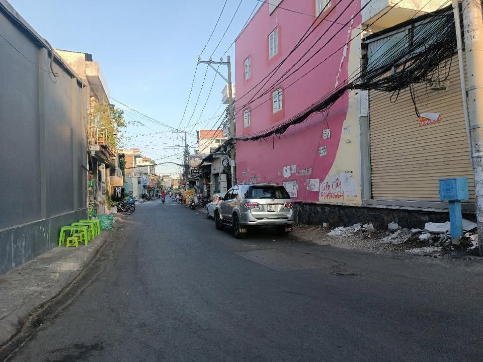 Dãy trọ 2 tầng phường Linh Xuân 130m² chỉ 6.5 tỷ - Dòng tiền ổn định 15 triệu/tháng!